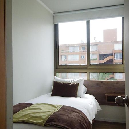 Apart Hotel Providencia Сантяго Екстериор снимка