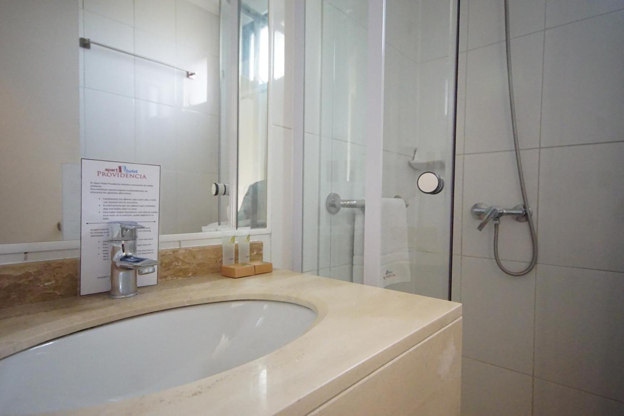 Apart Hotel Providencia Сантяго Екстериор снимка