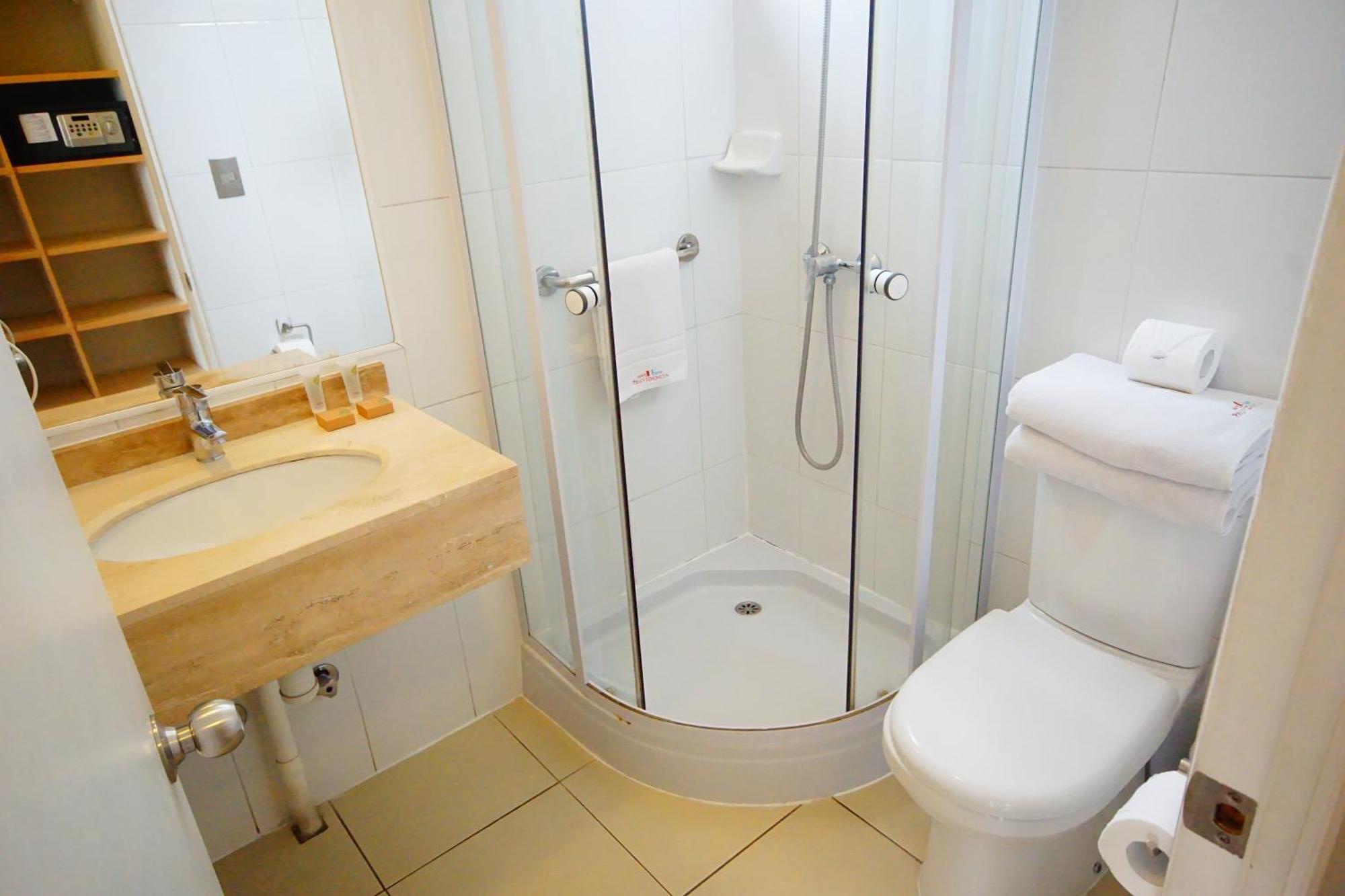 Apart Hotel Providencia Сантяго Екстериор снимка