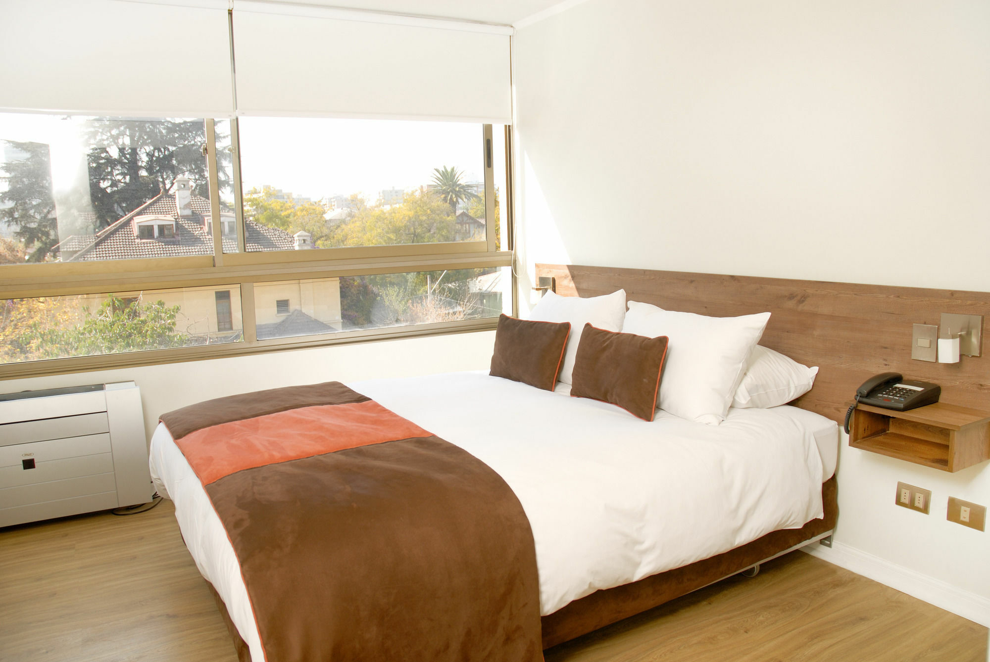 Apart Hotel Providencia Сантяго Екстериор снимка
